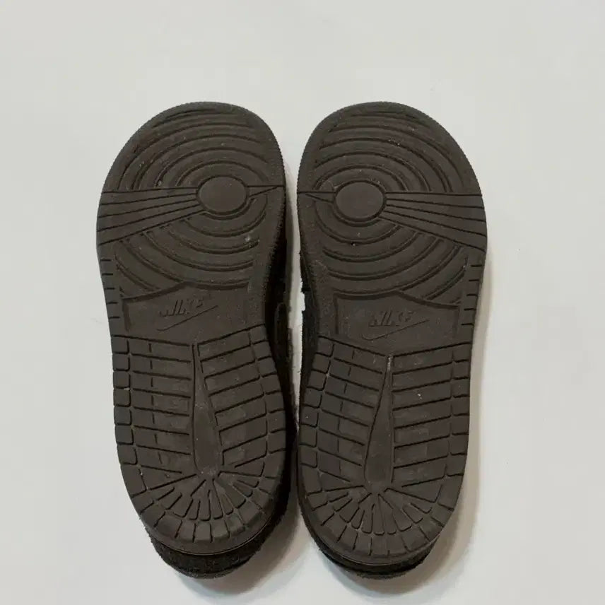 [SOLD OUT] 나이키 조던1 트래비스스캇 벨벳브라운 220