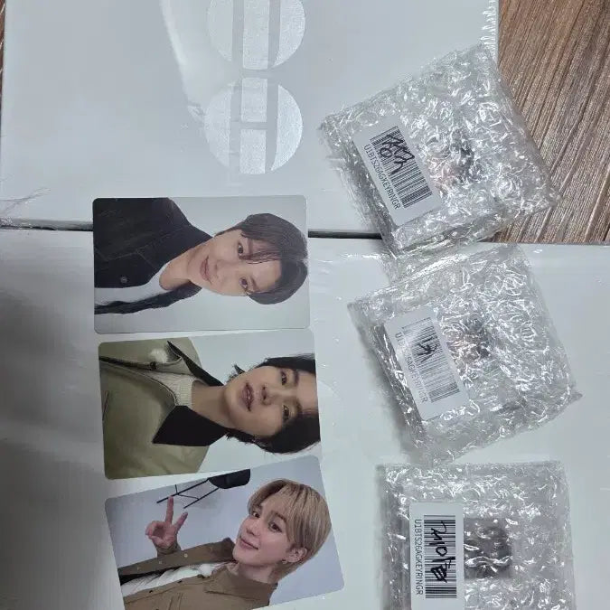 [BUNJANG] BTS Arirang Bundle Set POB / 방탄 아리랑 세트 특전 포카 키링 포함