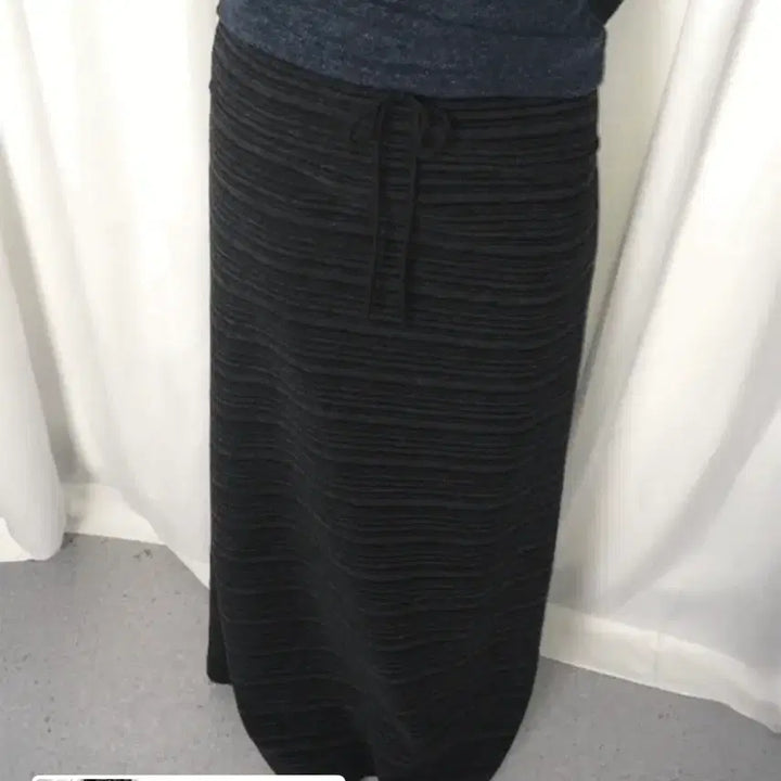 [BUNJANG] Pohaus Striped Maxi Long Skirt / 포하우스 패럴 밴딩 스트라이프 맥시 롱스커트