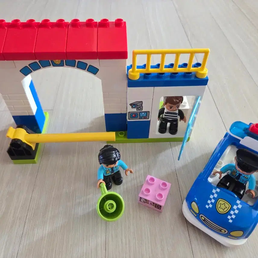 [BUNJANG] LEGO Duplo 10902 Police Station / 레고 듀플로 10902 경찰서