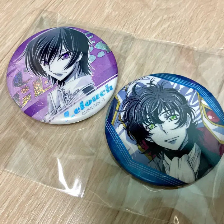 [BUNJANG] Code Geass Lelouch &amp; Suzaku Glitter Badge Bundle / 코드기어스 를르슈 스자쿠 글리터 캔뱃지 일괄