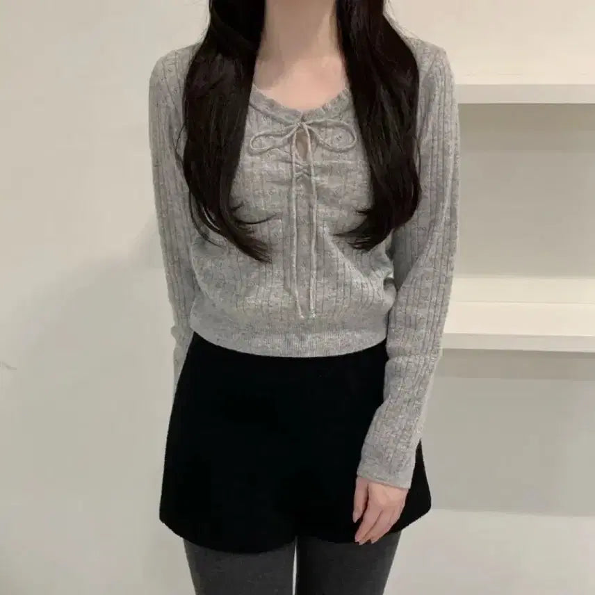 [SOLD OUT] 리에뜨 스카시 브이넥니트