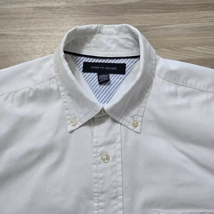 [SOLD OUT] 100) 타미힐피거 화이트 셔츠 남성