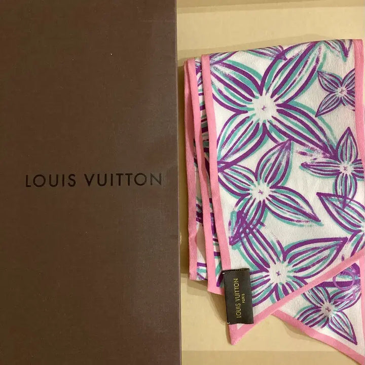 [BUNJANG] Louis Vuitton Bandou Silk Scarf / 루이비통 방도
