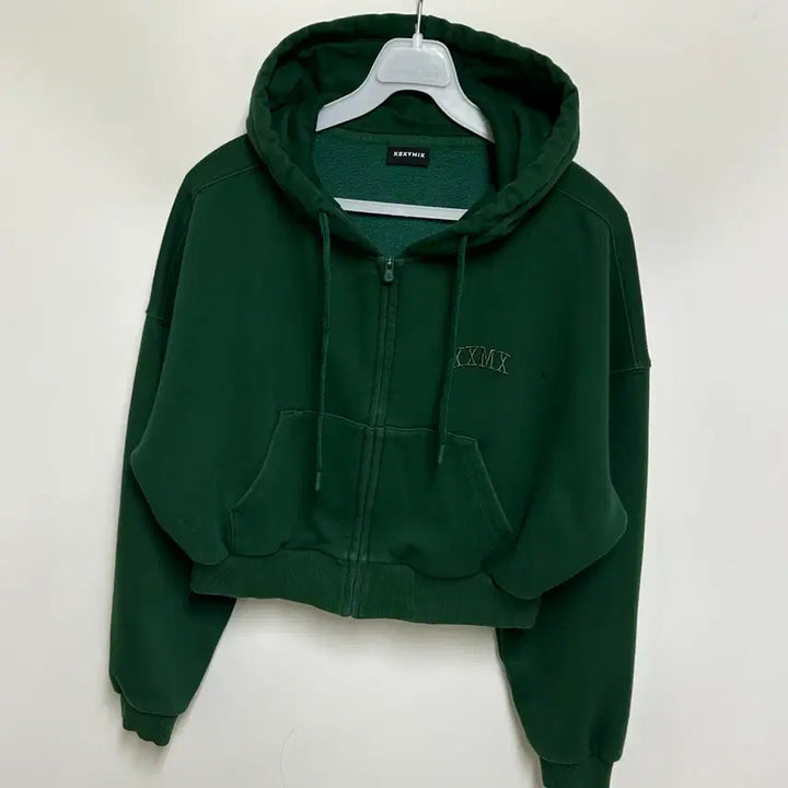 [BUNJANG] Xexymix Warm Cotton Crop Hooded Zip-up &amp; Pants Training Set / [여자-90]젝시믹스 웜 코튼 크롭 후드집업 &amp; 팬츠 트레이닝 세트