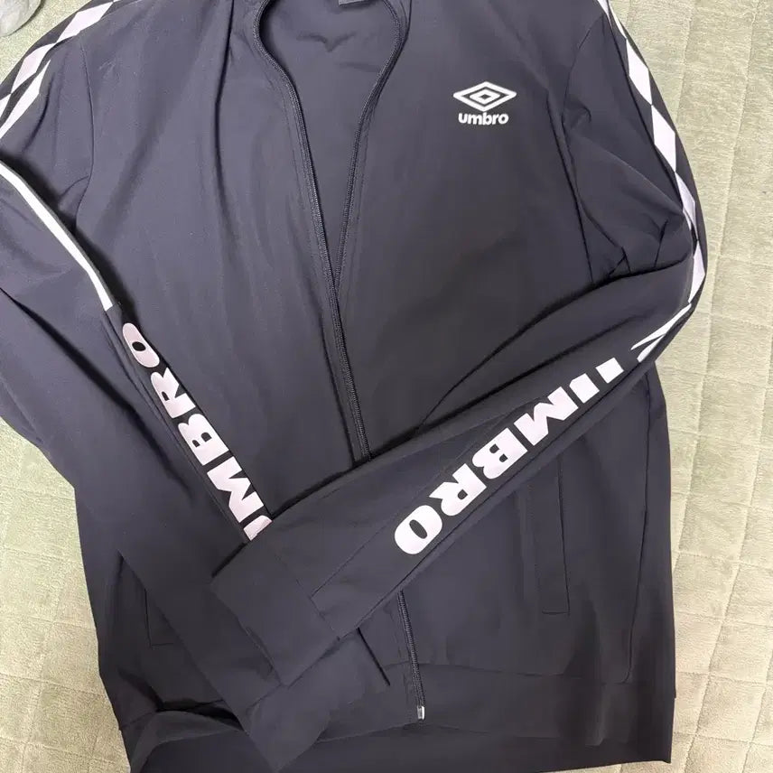 [BUNJANG] Umbro Jersey / 엄브로 져지