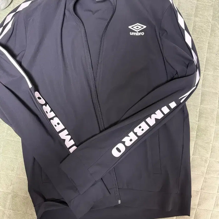 [BUNJANG] Umbro Jersey / 엄브로 져지