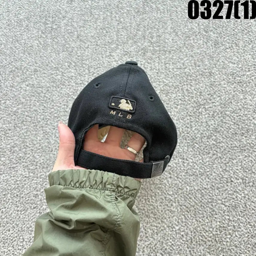 [SOLD OUT] 뉴욕양키즈 블랙 볼캡 모자 NY 자수