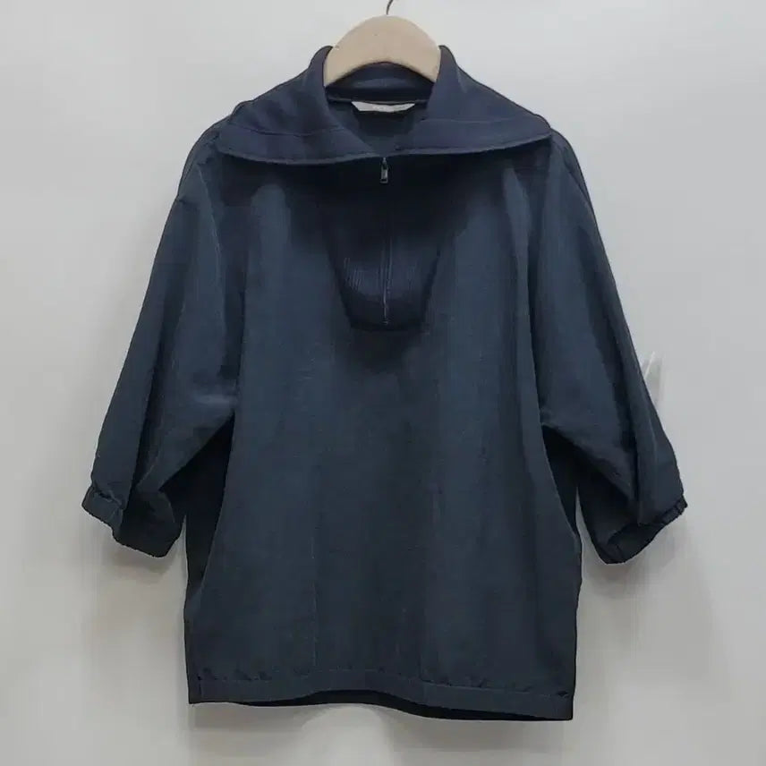 [BUNJANG] BCBG Knit High Neck Half Zip-Up Top / BCBG 21SS 니트 하이넥 반팔 하프 집업  / 여 88-96-160