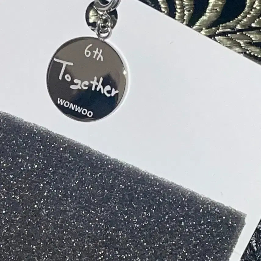 [BUNJANG] SEVENTEEN Wonwoo 6th Anniversary Pendant / 세븐틴 6주년 팬던트 원우 미사용