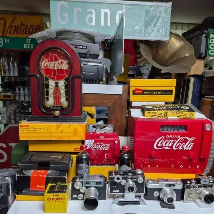 [BUNJANG] Coca-Cola Mini Cooler Radio 1991 Antique Item / 빈티지/앤틱 1991 COCA-COLA 미니쿨러 라디오 소품