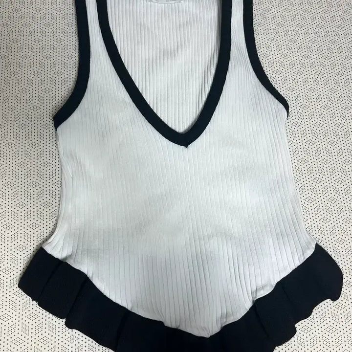 [BUNJANG] ZARA Colorblock Knit Top / 자라 ZARA 배색 니트 탑 (4770/170/064/S)