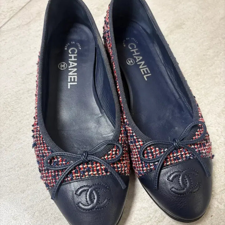 [BUNJANG] Chanel Tweed Ballerina Flat Shoes Navy / 샤넬 트위드 발레리나 플랫 슈즈 네이비 37.5