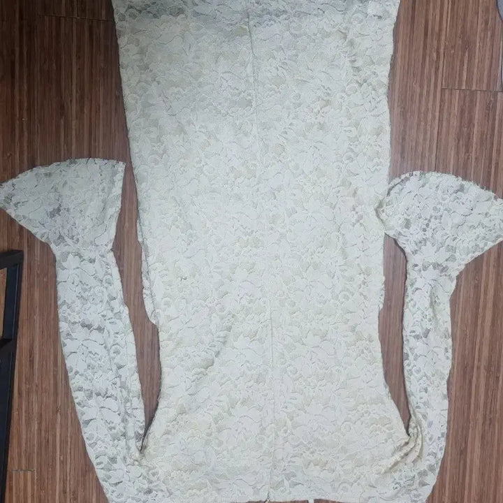 [BUNJANG] Ivory Lace Sleeve Dress / 아이보리 레이스 슬리브 원피스