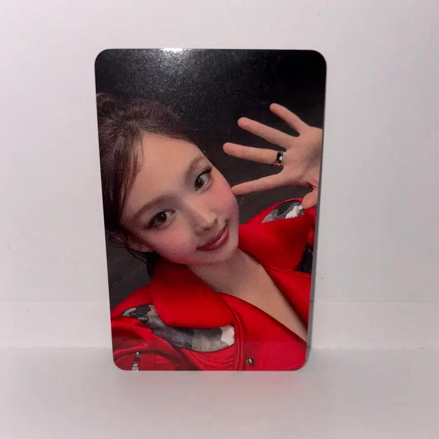 [BUNJANG] Twice Nayeon POB Photocard / 트와이스 나연 특전 포카