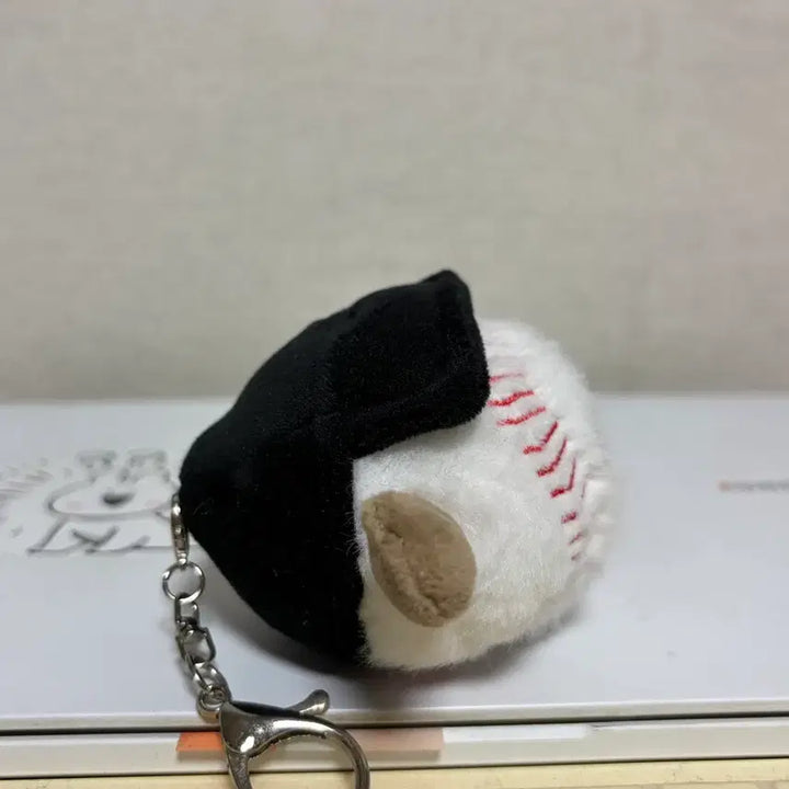 [BUNJANG] Fly Home Run Ball Baseball Doll Keyring / 미사용) 날아라 홈런볼 야구공 인형 키링