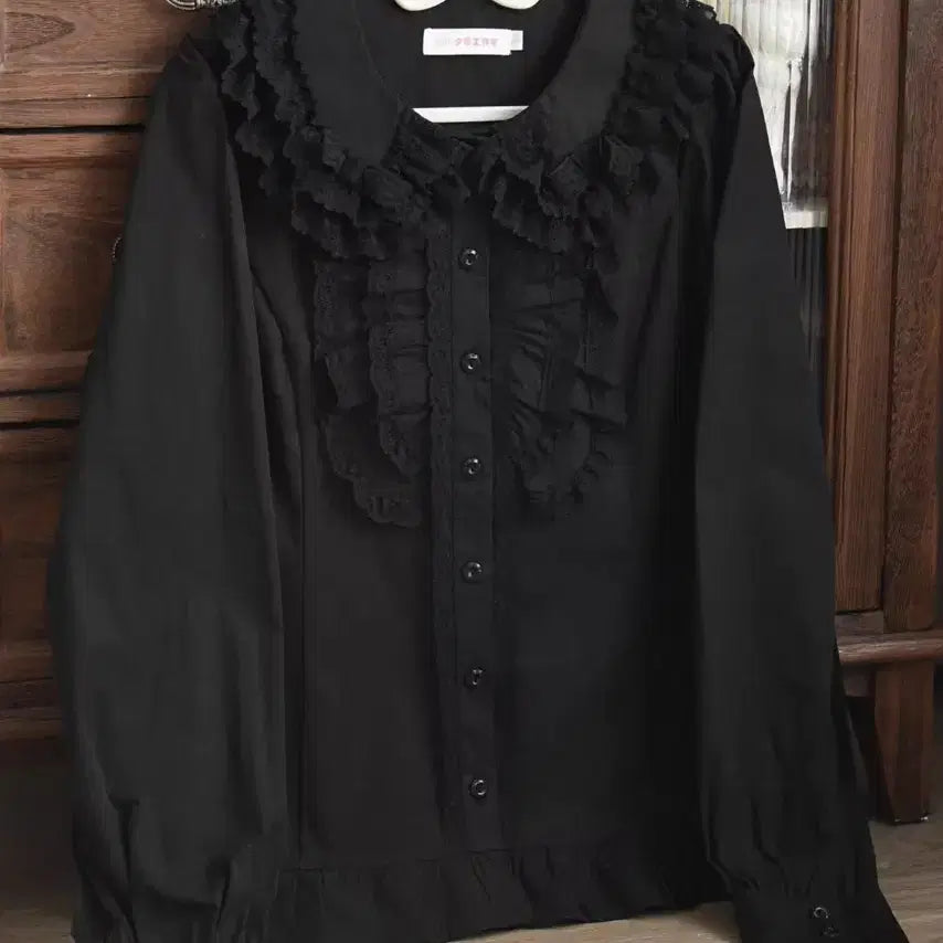 [BUNJANG] Lace Frill Black Blouse / 레이스 프릴 블랙 블라우스 로리타 고스로리 고딕