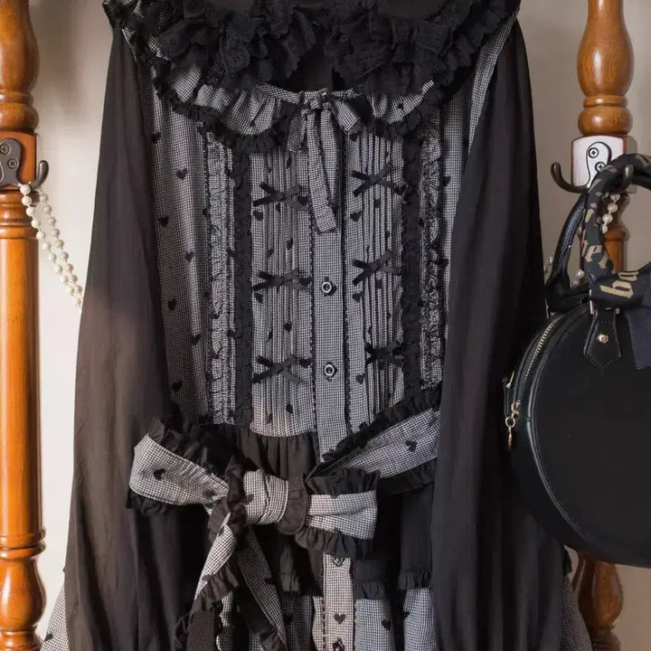[BUNJANG] Lace Frill Black Blouse / 레이스 프릴 블랙 블라우스 로리타 고스로리 고딕