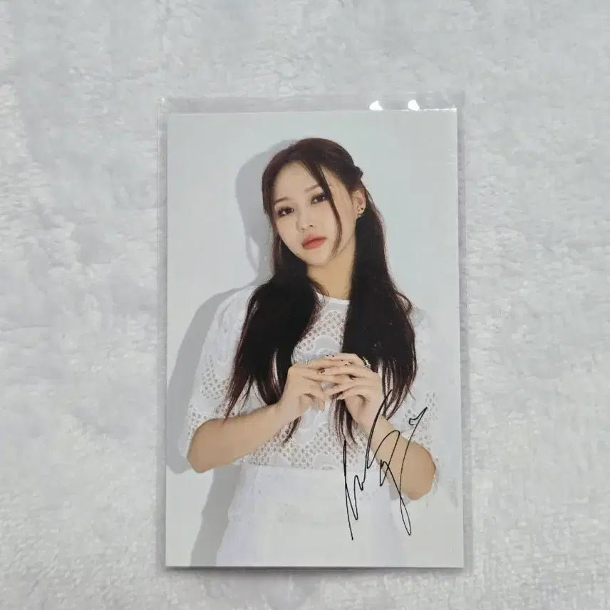 [SOLD OUT] [BUNJANG] Dreamcatcher Siyeon Neogen Photocard / 드림캐쳐 시연 neogen 포토카드