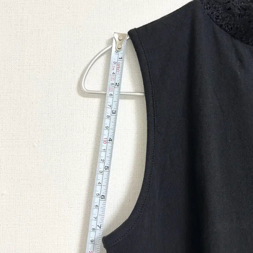 [BUNJANG] Samantha Mos Mos Cotton Lace Sleeveless Top / 코튼 레이스 민소매