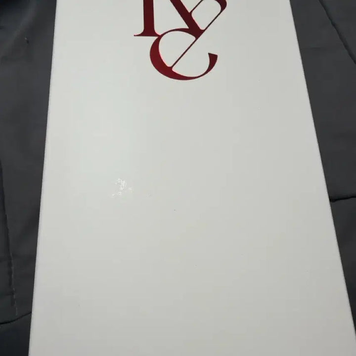 [BUNJANG] IVE Official Light Stick Ver. 1 / 아이브/아이브 응원봉1/아이브 응원봉 1 판매합니당(=^x^=)