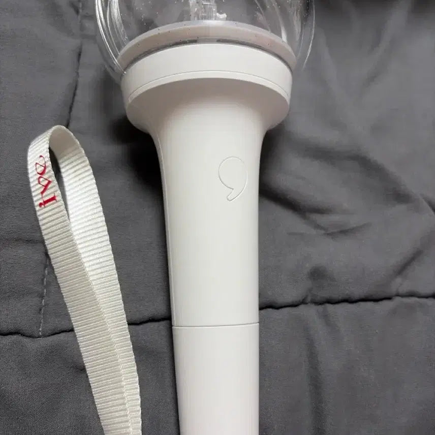 [BUNJANG] IVE Official Light Stick Ver. 1 / 아이브/아이브 응원봉1/아이브 응원봉 1 판매합니당(=^x^=)
