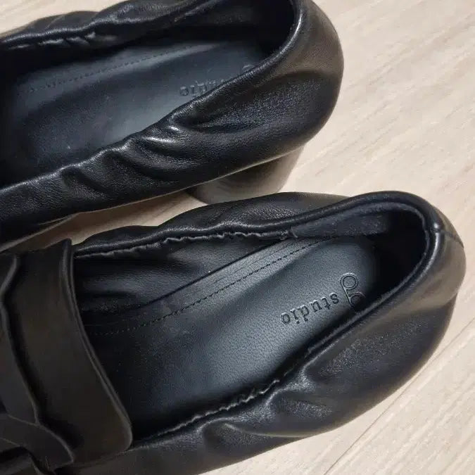 [BUNJANG] G Studio Leather Black Loafers / 지스튜디오(240~245) 가죽블랙로퍼 굽6