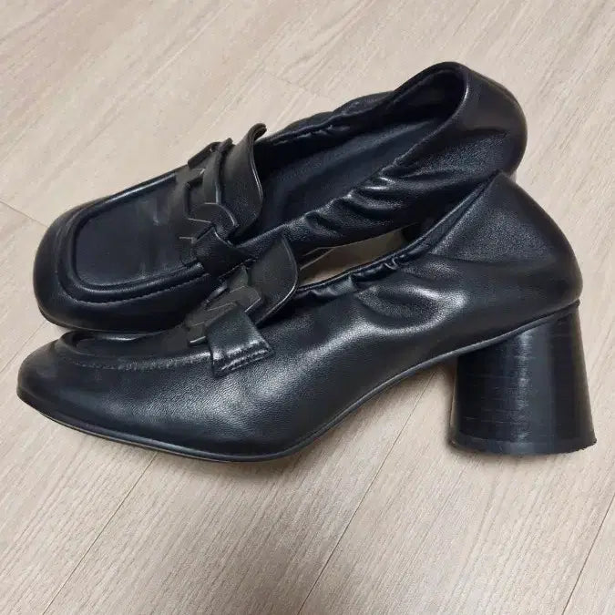 [BUNJANG] G Studio Leather Black Loafers / 지스튜디오(240~245) 가죽블랙로퍼 굽6
