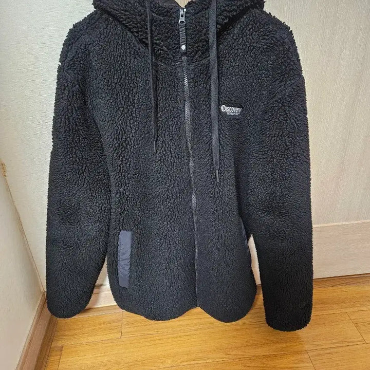 [BUNJANG] Discovery Fleece Hoodie Zip-up Black / 디스커버리 후리스 후드집업 블랙