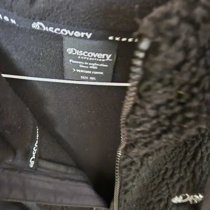 [BUNJANG] Discovery Fleece Hoodie Zip-up Black / 디스커버리 후리스 후드집업 블랙