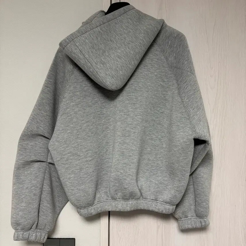 [BUNJANG] PINO Neoprene Crop Hooded Zip-up / L) 피인오 네오프렌 크롭 후드집업