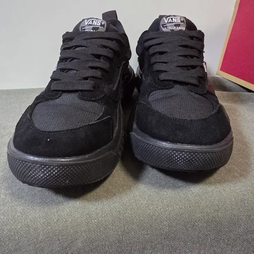 [BUNJANG] Vans UltraRange Neo VR3 Black Sneakers / 반스 울트라레인지 네오VR3 [250mm]