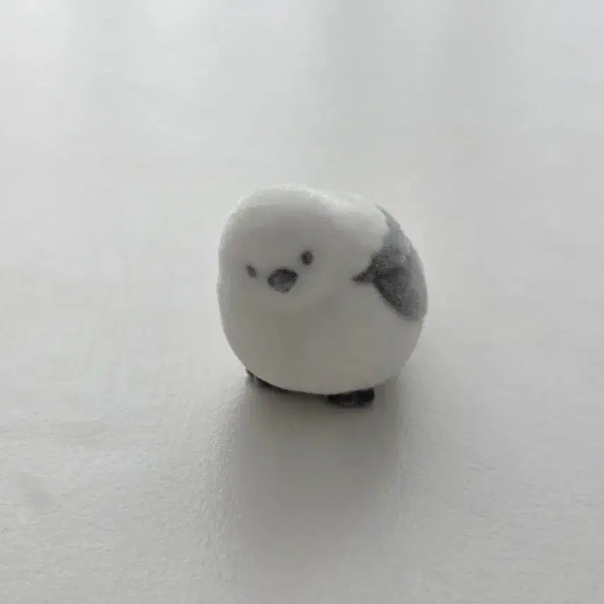 [BUNJANG] PonPon White Animal Gacha Figure Full Set / 뽀송뽀송 하얀 동물 가챠 피규어 풀셋) 시마에나가 오목눈이 뱁새