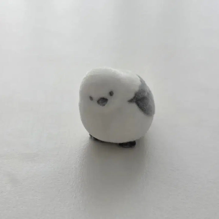 [BUNJANG] PonPon White Animal Gacha Figure Full Set / 뽀송뽀송 하얀 동물 가챠 피규어 풀셋) 시마에나가 오목눈이 뱁새