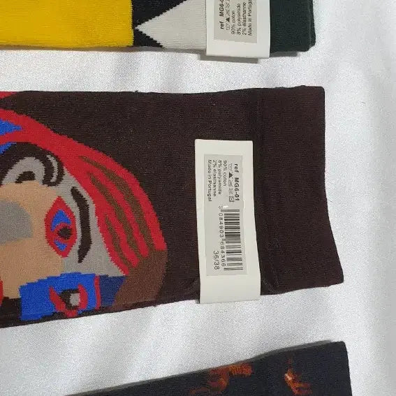 [BUNJANG] Maison Bonmeson Blue Purple Yellow Black Portrait Socks / 블루 퍼플 옐로우 블랙 인물화  Maison 본메종 양말