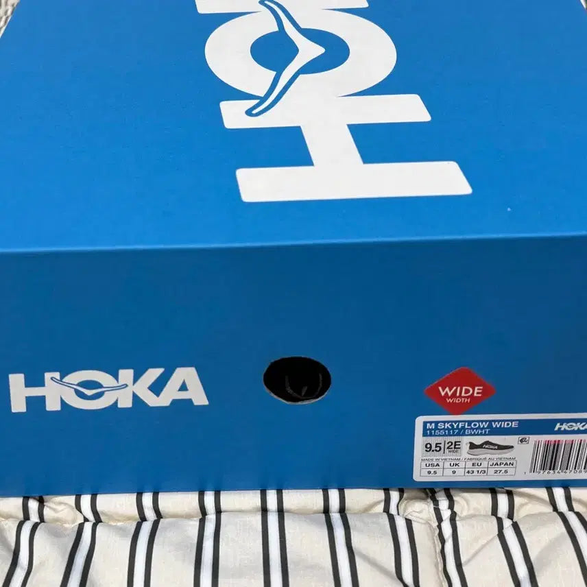 [SOLD OUT] 호카(HOKA) 스카이플로우 와이드 블랙 275사이즈
