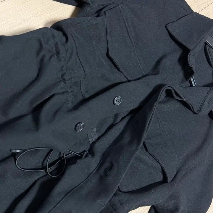 [BUNJANG] Andar Wool-Like Stretch Shacket Fleece Black Jacket / 안다르 울라이크 스트레치 셔켓 스트링 플리스 블랙 야상 셔츠 자켓