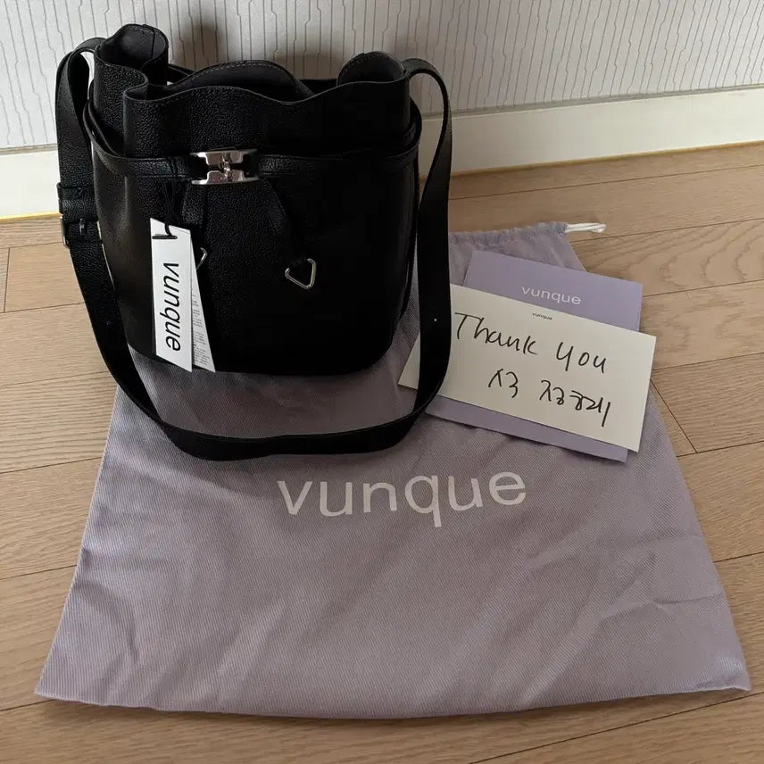 [SOLD OUT] 분크 퍼펙 포춘 버킷 숄더백 M 블랙