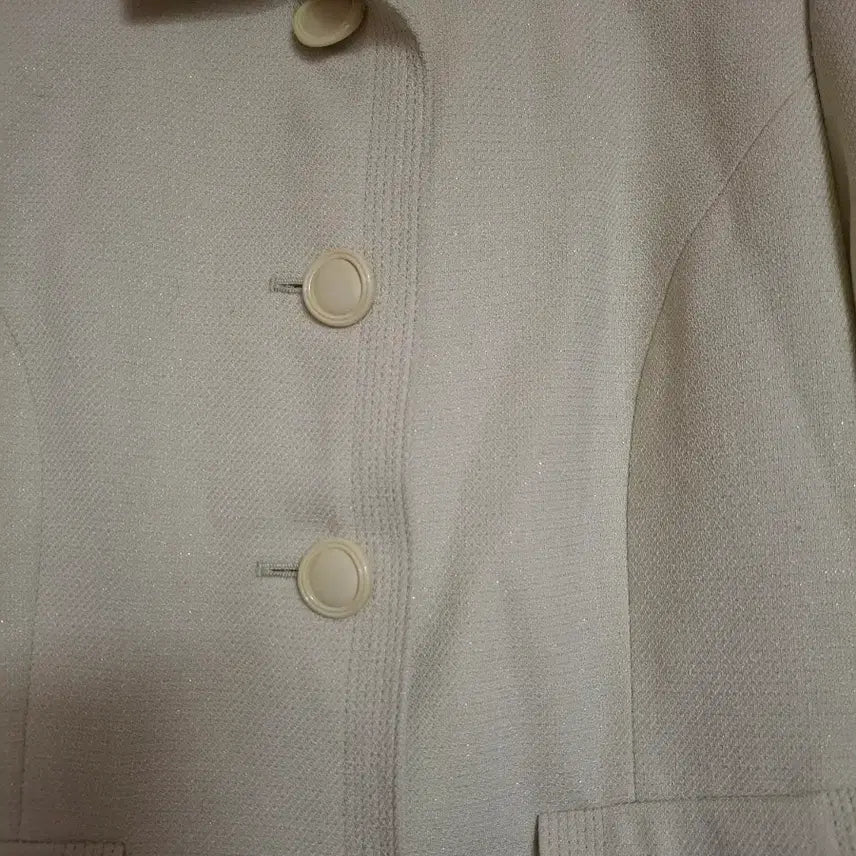 [BUNJANG] AMI INTIME Cropped Jacket / [AMI INTIME]일본 여성 브랜드 연한 연두빛 쟈켓