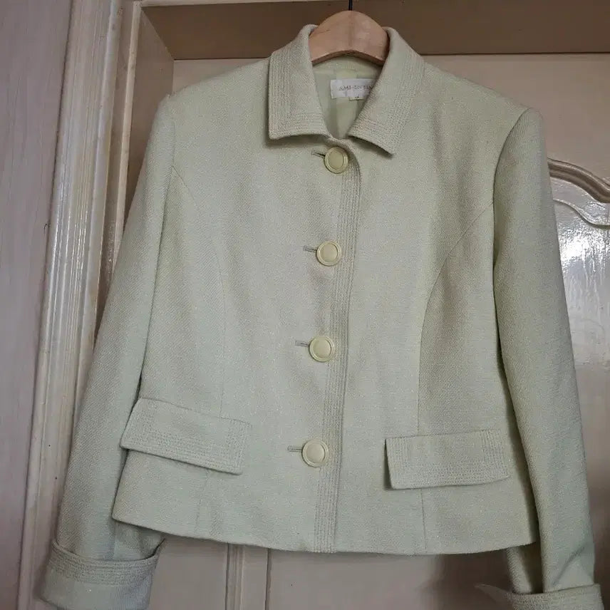 [BUNJANG] AMI INTIME Cropped Jacket / [AMI INTIME]일본 여성 브랜드 연한 연두빛 쟈켓