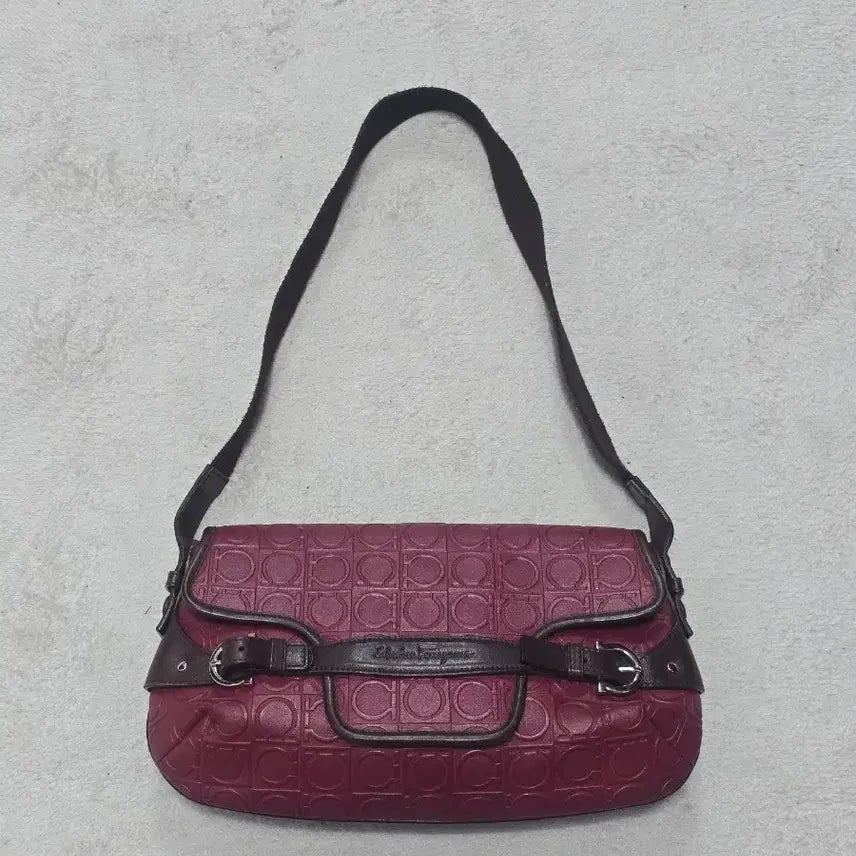 [BUNJANG] Ferragamo Gancini Leather Shoulder Bag / Ferragamo 페라가모 간치니 레더 숄더백