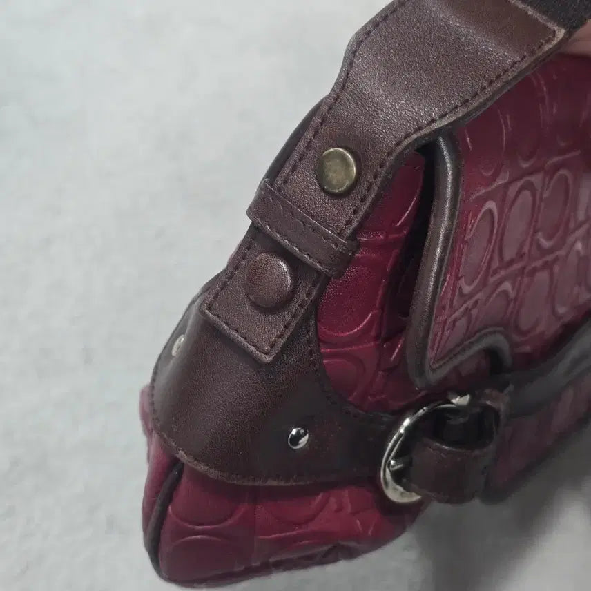 [BUNJANG] Ferragamo Gancini Leather Shoulder Bag / Ferragamo 페라가모 간치니 레더 숄더백