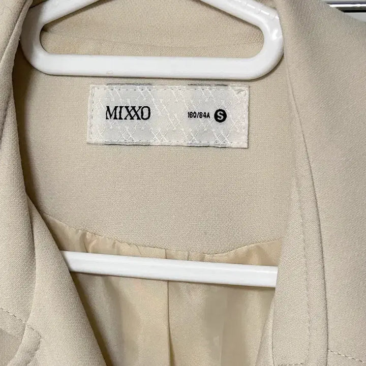 [BUNJANG] MIXXO Trench Coat / 미쏘 트렌치코트