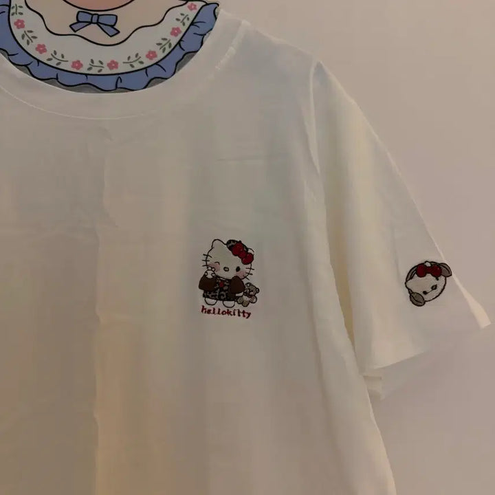 [SOLD OUT] 키티 자수 반팔티 빈티지