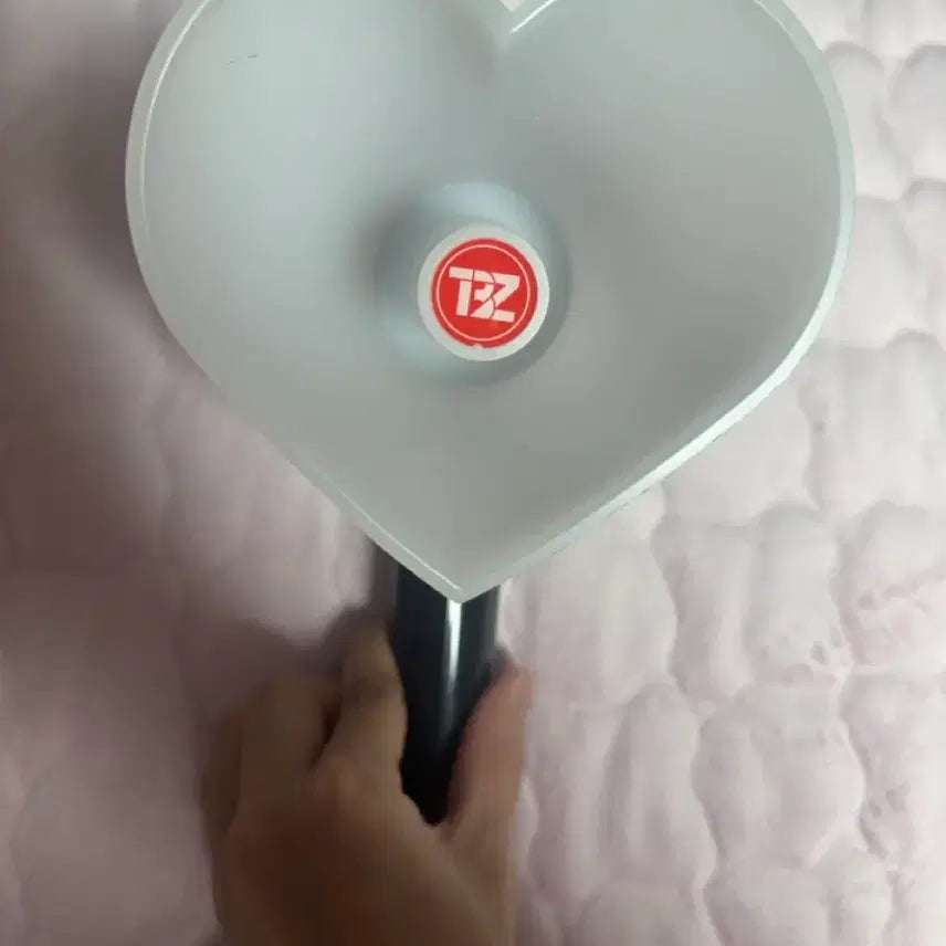 [BUNJANG] The Boyz Official Lightstick / 더보이즈 응원봉 하트성기 양도