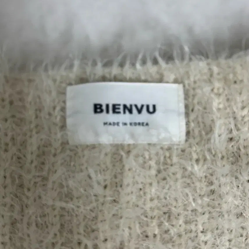 [BUNJANG] Ivory Fur Knit Cardigan / 아이보리 퍼 니트 가디건