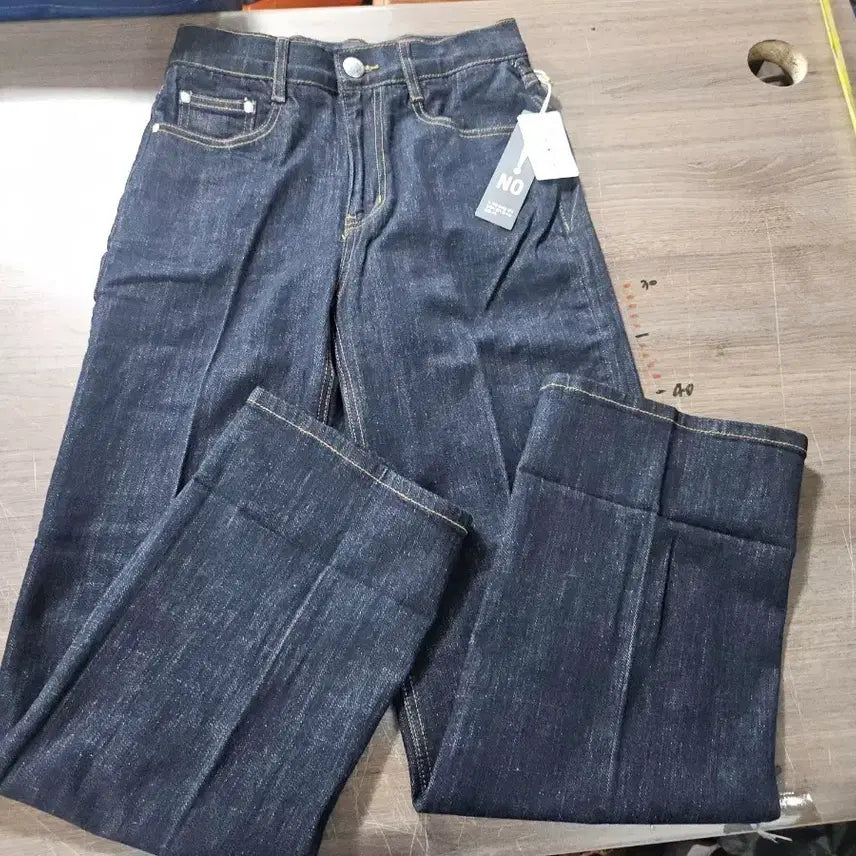 [BUNJANG] Denim Straight Leg Jeans - Size 55 / 데님 청 바지 통 일자형  55  새상품