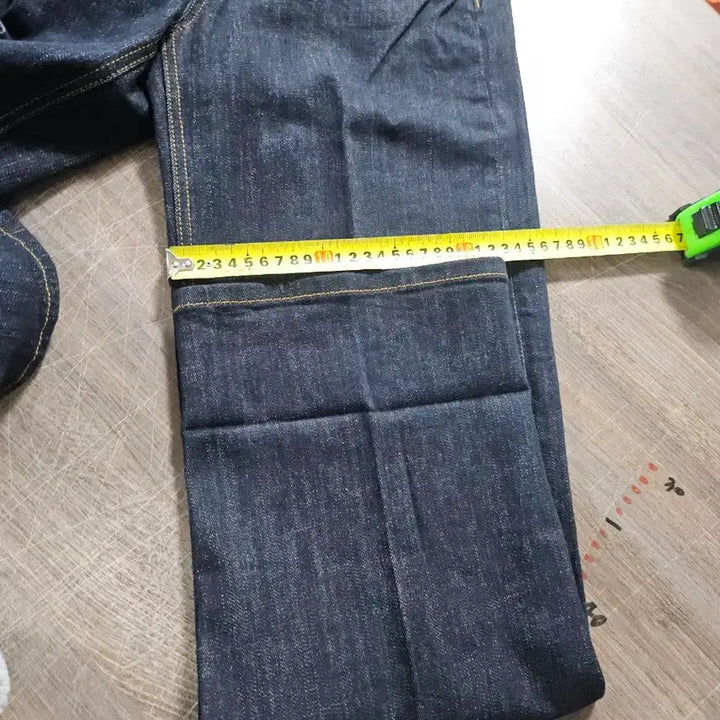 [BUNJANG] Denim Straight Leg Jeans - Size 55 / 데님 청 바지 통 일자형  55  새상품