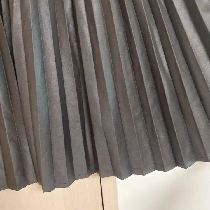 [BUNJANG] Chocolate Unbalanced Pleated Long Skirt / 초코색 언벨런스 플리츠 롱 스커트 프리사이즈