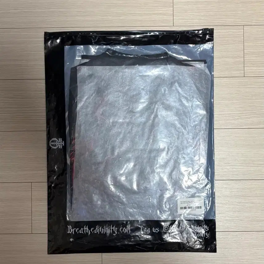 [BUNJANG] Breathedivinity Bloodmoon Gymshark / [L]Breathedivinity Bloodmoon / (짐샤크)